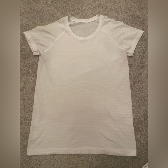 lululemon short sleeve swiftly tee - Picture 1 of 4